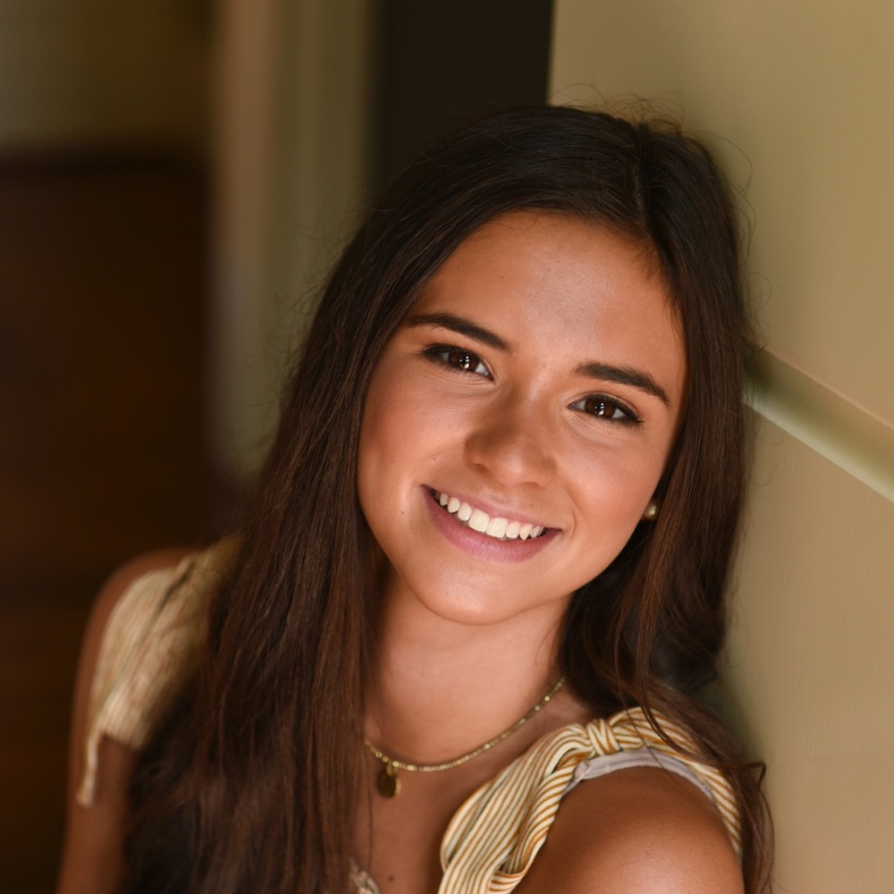 Meet your Posher, Caroline